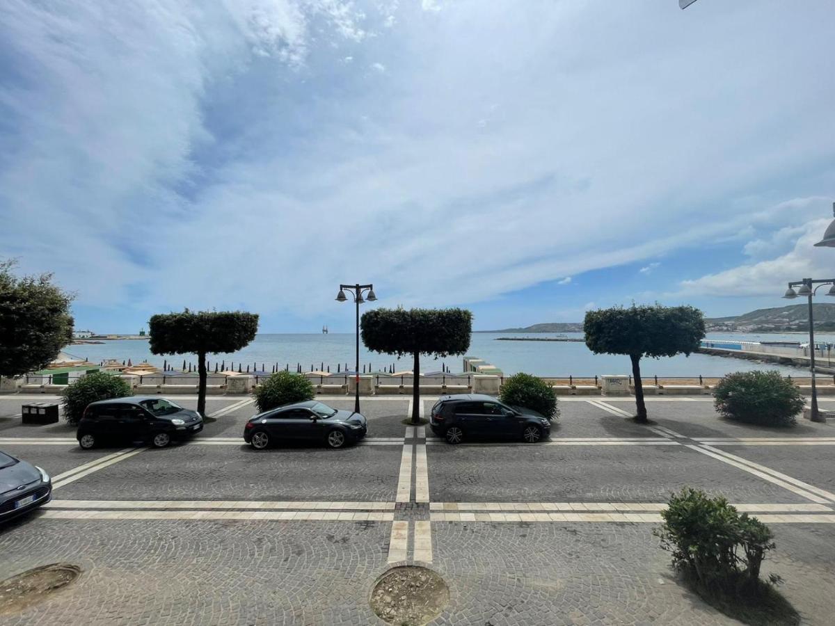 La Finestra Sul Mare B&B Crotone Kültér fotó