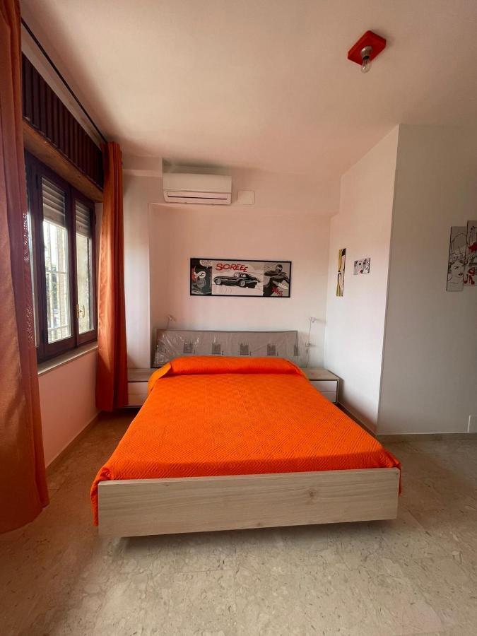 La Finestra Sul Mare B&B Crotone Kültér fotó