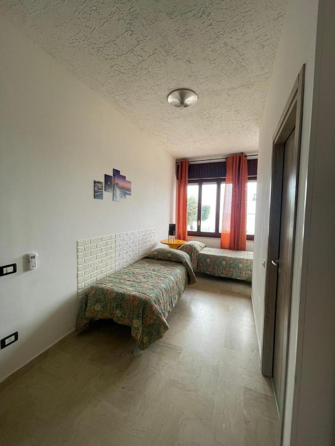 La Finestra Sul Mare B&B Crotone Kültér fotó