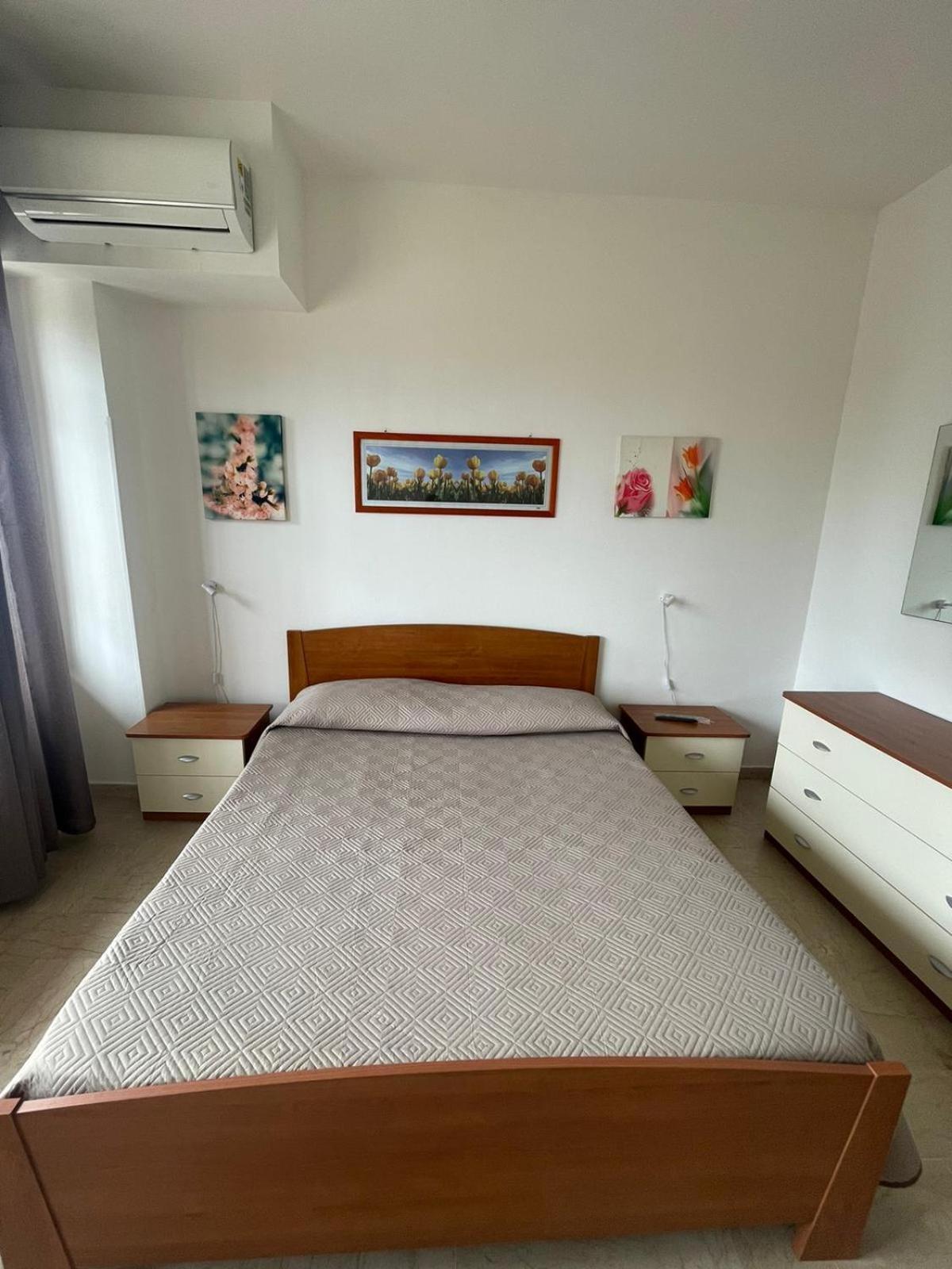 La Finestra Sul Mare B&B Crotone Kültér fotó